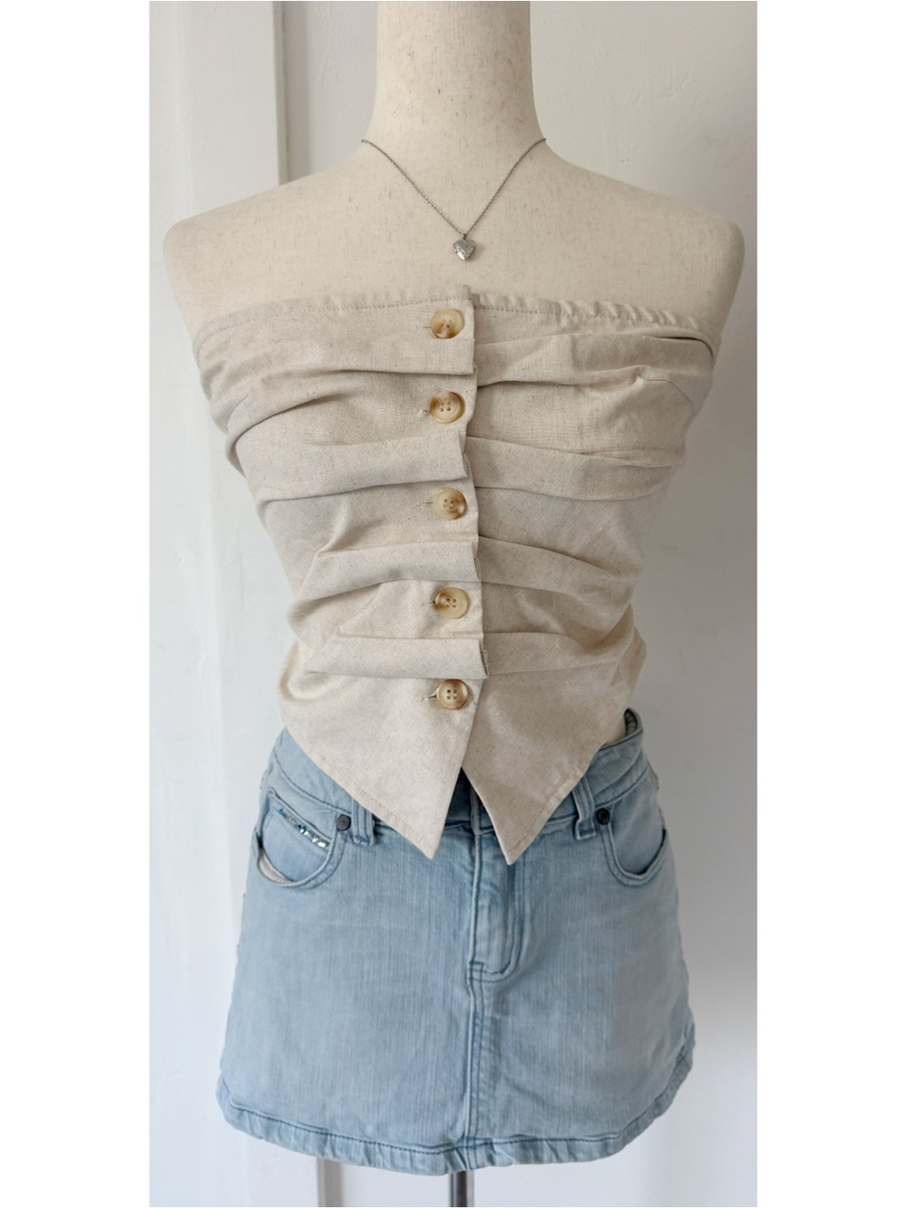 Cider Beige Buttoned Strapless Summer Top